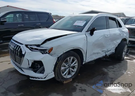 2023 Audi Q3 Premium 45 Tfsi S Line Quattro Tiptronic z USA, uszkodzony, nr VIN WA1DECF39P1136664